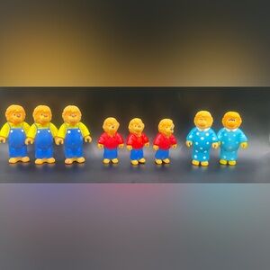 Berenstain Bears-Vintage toys- Set of 8,‎ Pre-Owned